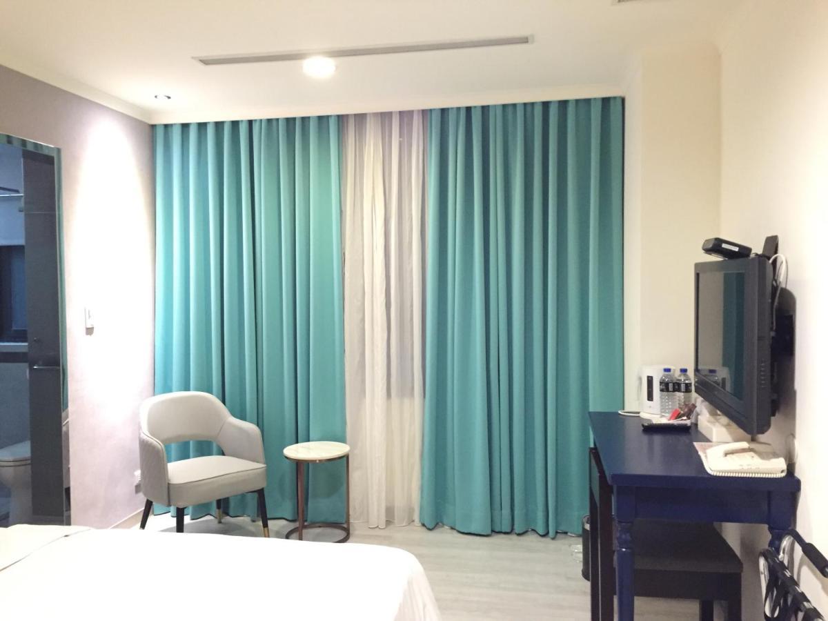 Garden Hotel Tajcshung Kültér fotó
