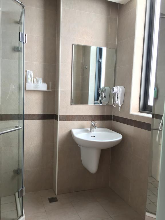 Garden Hotel Tajcshung Kültér fotó