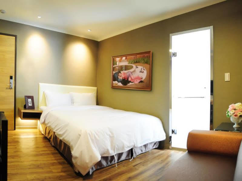 Garden Hotel Tajcshung Kültér fotó