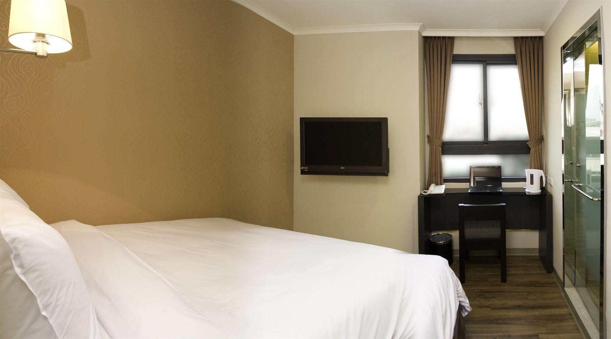 Garden Hotel Tajcshung Kültér fotó